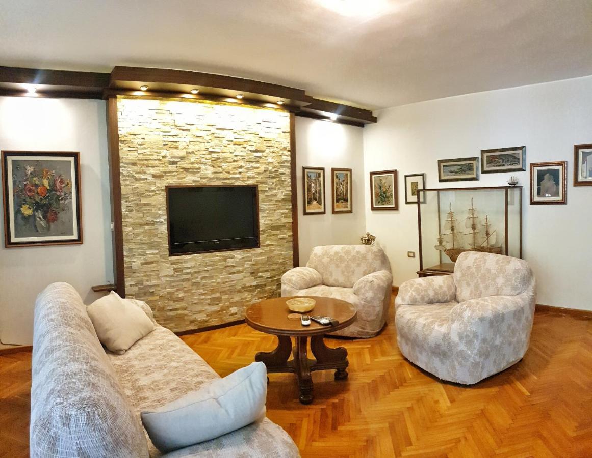 Promenade Suite Cattaro Esterno foto
